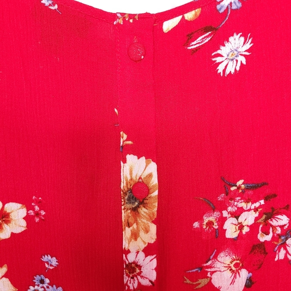 TORRID Women's Red Floral Short Sleeve Blouse Size 0 - Picture 8 of 10